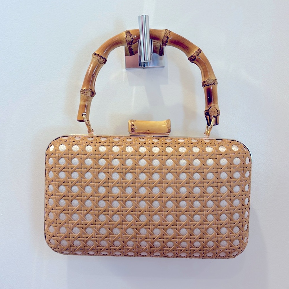 ⌛️sale⌛️ NWT Tommy Bahama woven handbag with bamboo strap